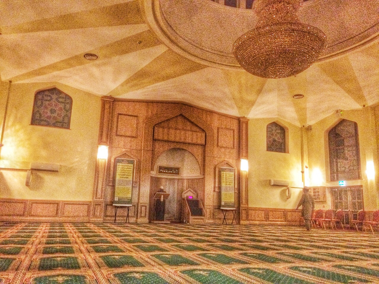 Interior of the main prayer hall with the 14,000-piece Egyptian crystal chandelier